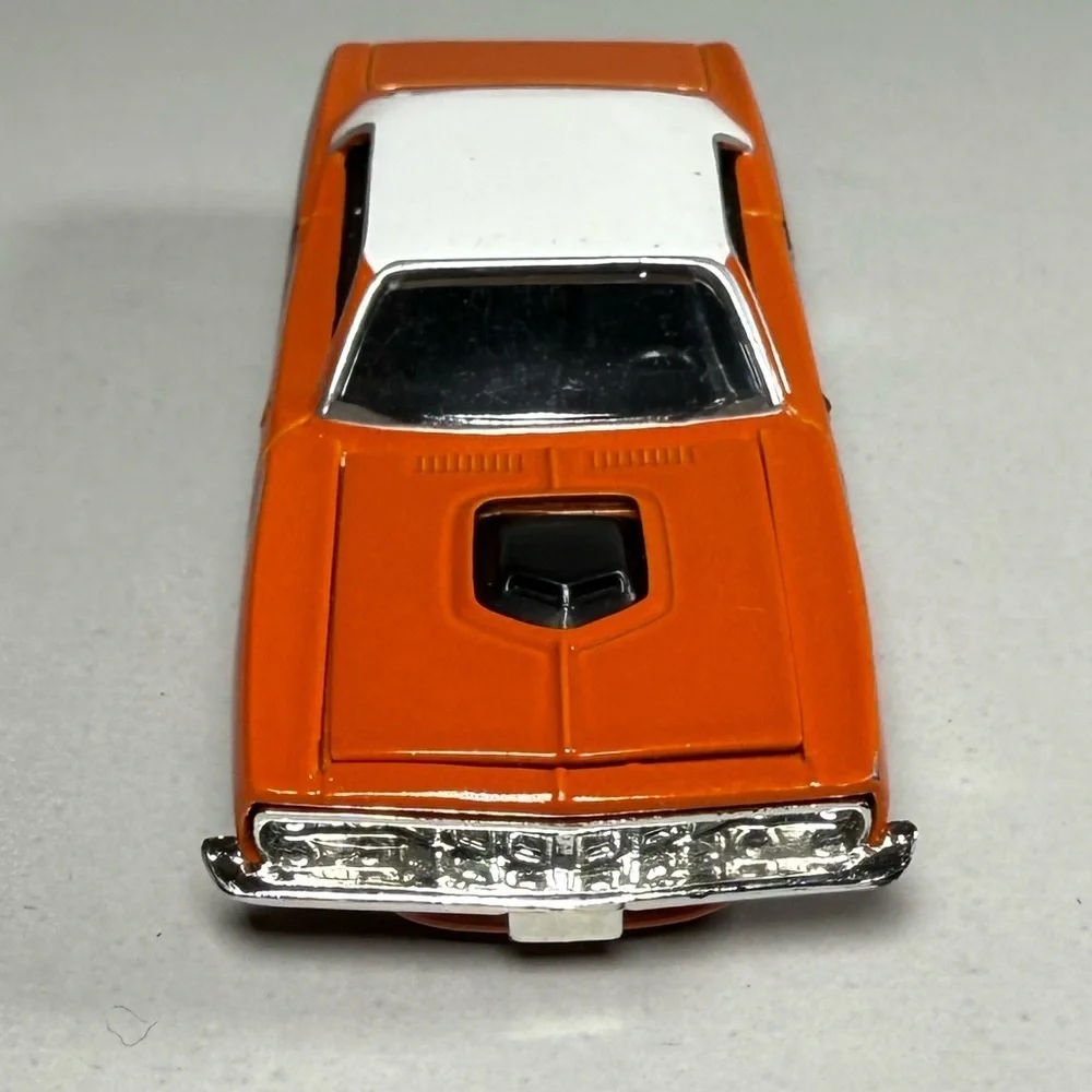 Racing Champions 1970 Plymouth Barracuda 1:64 Die-Cast
